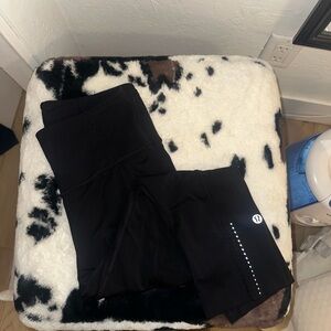 Black Lululemon Cropped 3/4 Fast and Free Leggings